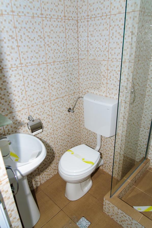 Hotel Coralis 2 เอโฟริเอนอร์ด ภายนอก รูปภาพ